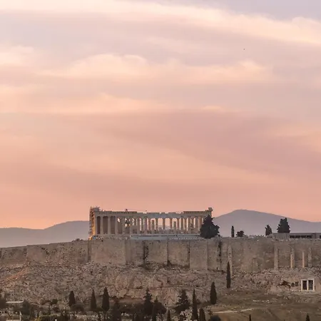 Sunny Penthouse W/ Acropolis View Next To Metro Athens
