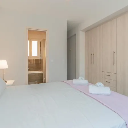Apartment Sunny Penthouse W/ Acropolis View Next To Metro