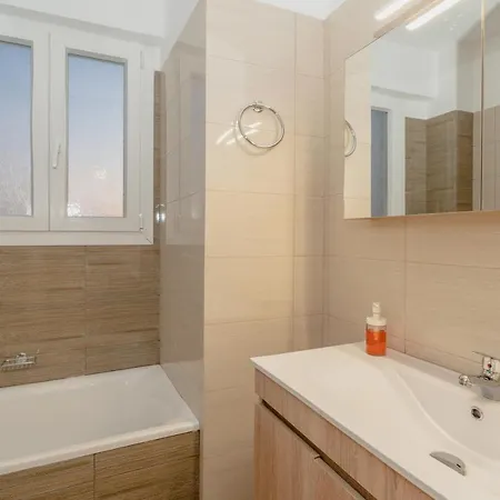 Apartment Sunny Penthouse W/ Acropolis View Next To Metro